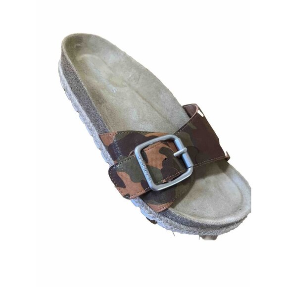 j/slides Womens Sz 9 Slides sandals Camo Buckle Confortable - Picture 1 of 11